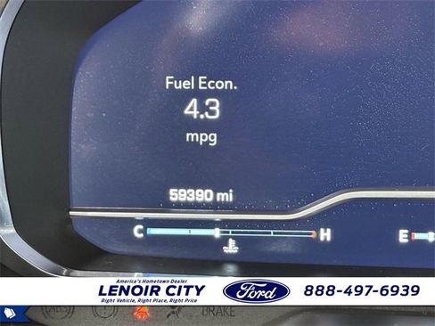 Used 2023 Chevrolet Suburban High Country image 35