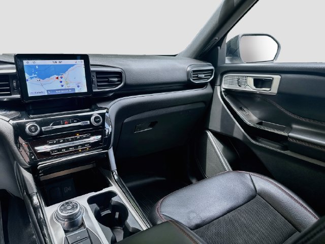 Used 2022 Ford Explorer ST-Line AWD/4WD image 25