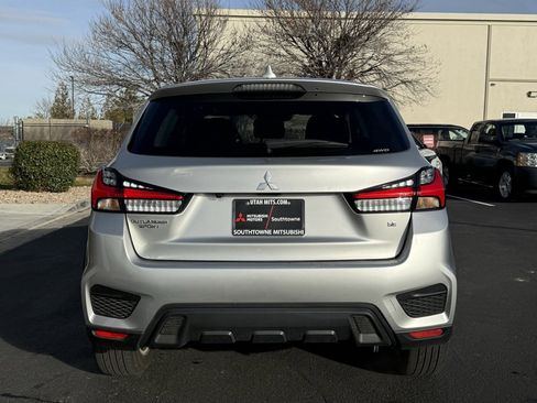 Used 2024 Mitsubishi Outlander Sport SE image 6