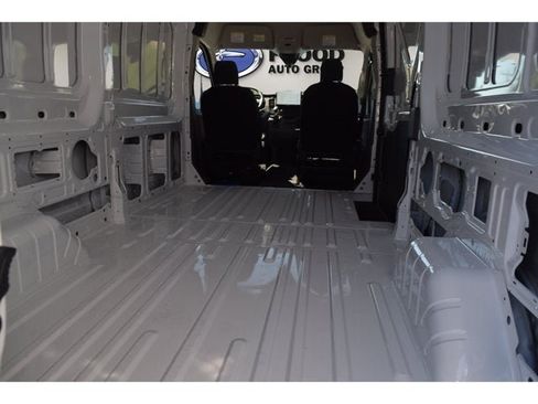 New 2026 Ford Transit 250 148 Medium Roof RWD image 4