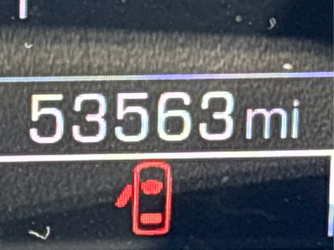 Used 2020 Chevrolet Tahoe LT w/ Luxury Package image 17