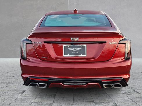 Used 2026 Cadillac CT5 V w/ Technology Package image 5