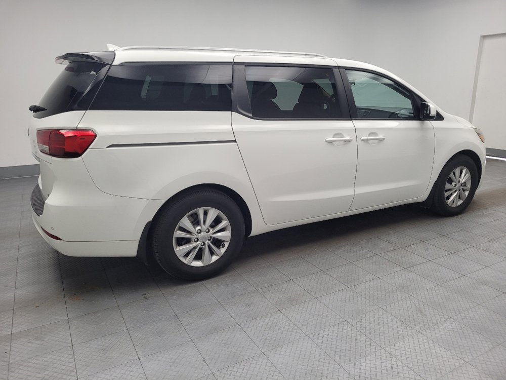 Used 2016 Kia Sedona LX w/ LX Convenience Package FWD image 10