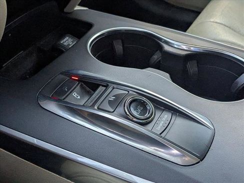 Used 2018 Acura MDX SH-AWD image 11