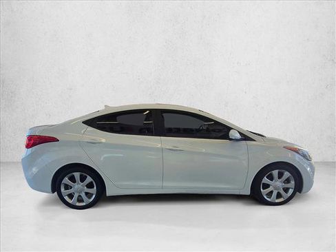 Used 2013 Hyundai Elantra Limited w/ Technology Pkg FWD image 4