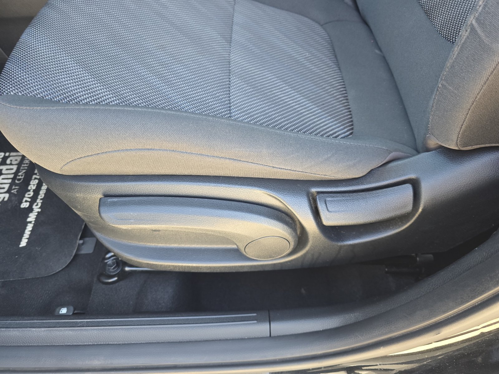 Used 2024 Kia Seltos LX AWD/4WD image 17