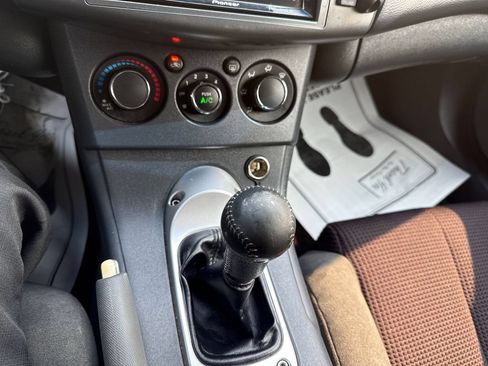 Used 2011 Mitsubishi Eclipse GS FWD image 17