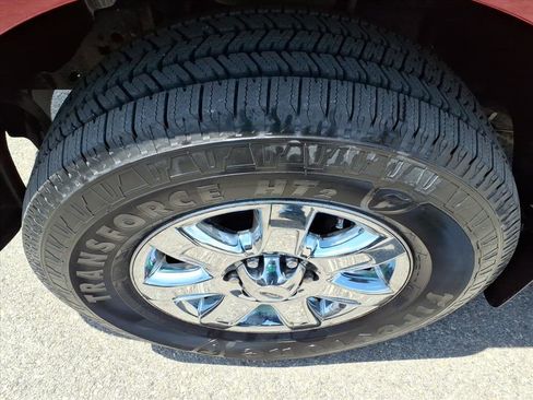 Used 2014 Ford F150 XLT w/ XLT Chrome Package AWD/4WD image 10