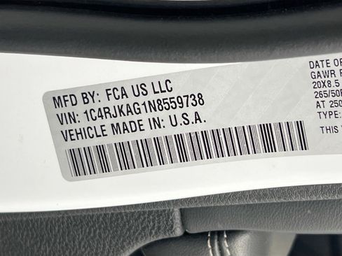 Used 2022 Jeep Grand Cherokee L Laredo image 31