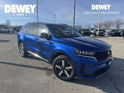 Used 2021 Kia Sorento S w/ Panoramic Sunroof Package