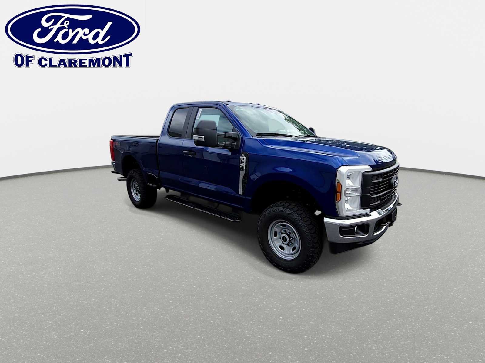 New 2026 Ford F250 XL w/ XL Off-Road Package AWD/4WD image 2