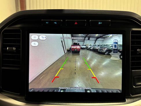 Used 2023 Ford F150 Lightning XLT image 37