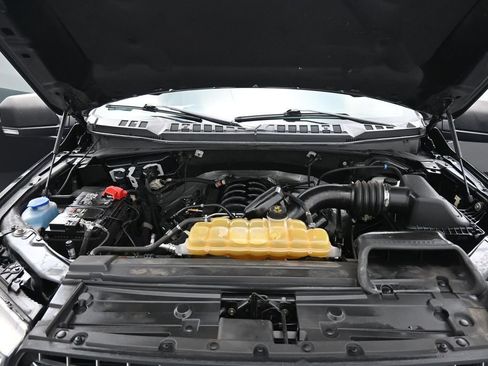 Used 2020 Ford F150 XLT w/ Equipment Group 302A Luxury AWD/4WD image 31