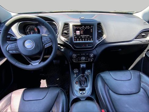 Used 2022 Jeep Cherokee Trailhawk w/ Sound & Nav Group AWD/4WD image 16