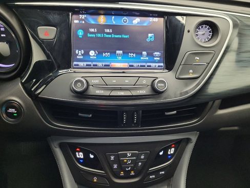 Used 2020 Buick Envision Essence image 25