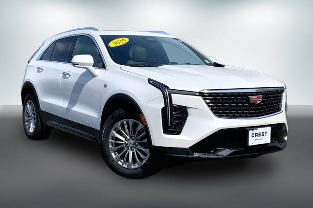 Used 2024 Cadillac XT4 Premium Luxury AWD/4WD image 1