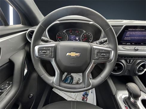 Used 2021 Chevrolet Blazer LT image 12
