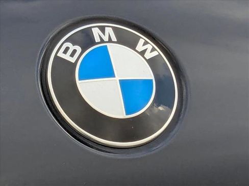 Used 2023 BMW M550i xDrive w/ Executive Package image 7