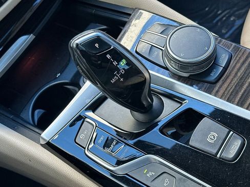 Used 2017 BMW 530i image 23