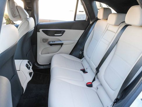 Certified 2025 Mercedes-Benz GLC 300 4MATIC image 19