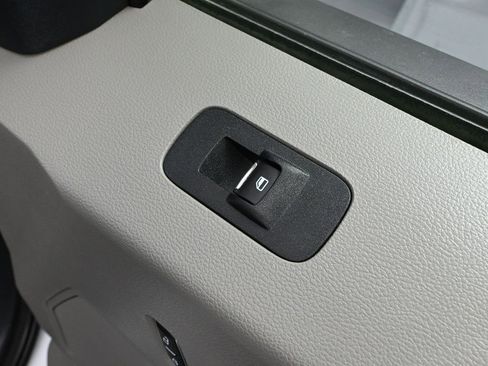 Used 2022 Ford F250 XL w/ Power Equipment Group image 44