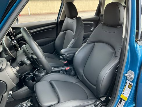 Used 2023 MINI Cooper S image 19