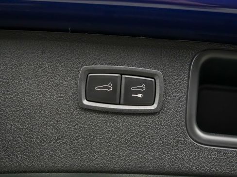 New 2026 Porsche Macan image 14