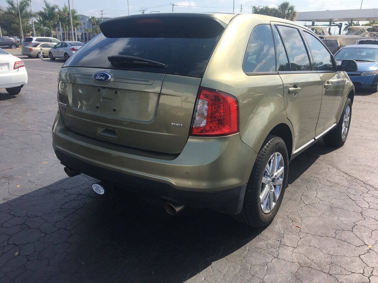 Used 2012 Ford Edge SEL FWD image 5