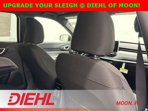 New 2025 Jeep Compass Sport image 12