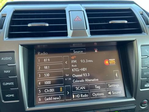 Used 2016 Lexus GX 460 w/ Premium Package AWD/4WD image 18
