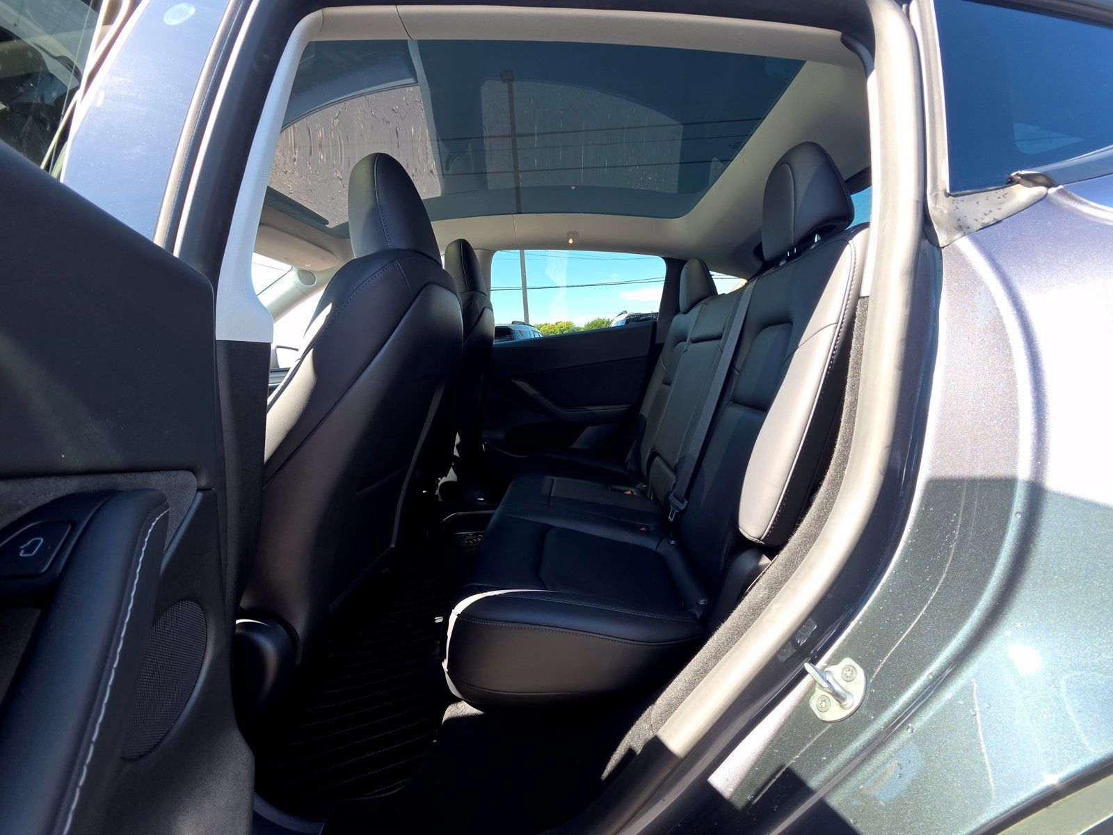 Used 2023 Tesla Model Y Performance AWD/4WD image 22