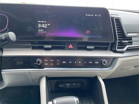 Used 2023 Kia Sportage EX image 13