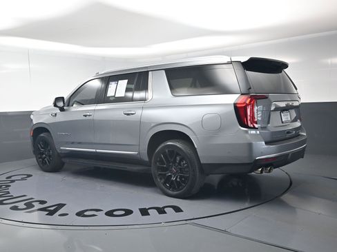 Used 2024 GMC Yukon XL Denali w/ Advanced Technology Package AWD/4WD image 7