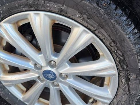 Certified 2019 Ford Escape SEL image 11