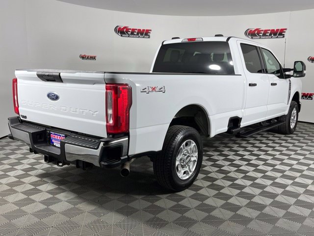 Used 2026 Ford F250 XLT AWD/4WD image 3