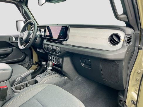 Certified 2025 Jeep Wrangler Sport image 27