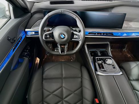 Certified 2025 BMW 740i image 24
