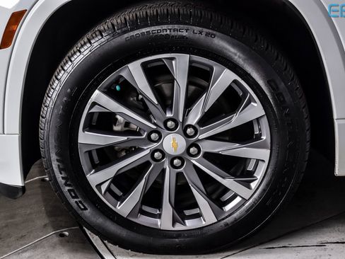 Used 2023 Chevrolet Traverse Premier image 10