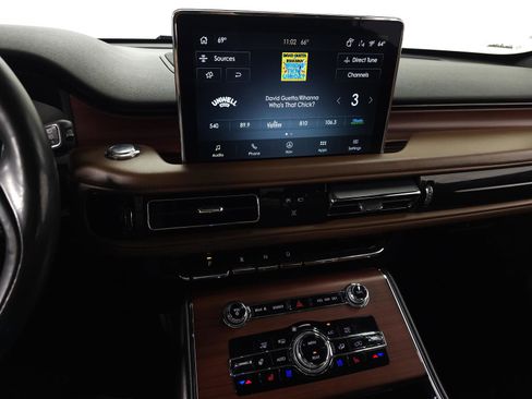 Used 2021 Lincoln Aviator Grand Touring w/ Elements Package Plus image 22