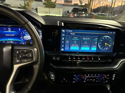 Used 2024 Chevrolet Silverado 1500 LTZ w/ LTZ Premium Package image 20