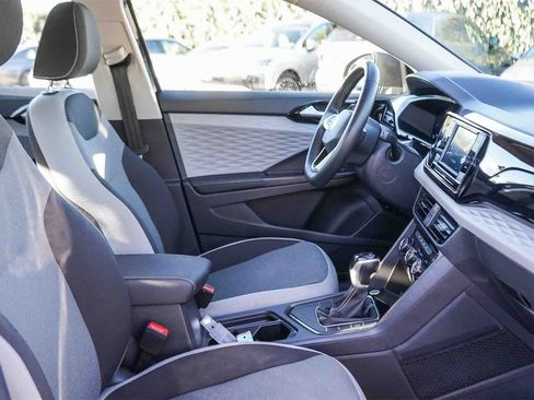 Used 2024 Volkswagen Taos S image 16