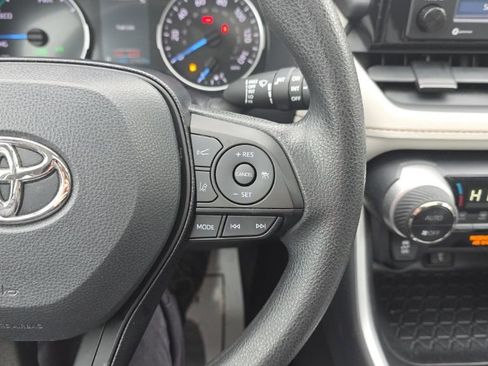 Certified 2021 Toyota RAV4 XLE w/ Convenience Package image 24