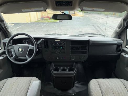 Used 2024 Chevrolet Express 2500 w/ Driver Convenience Package image 20