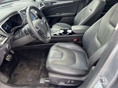 Used 2014 Ford Fusion Titanium FWD image 18