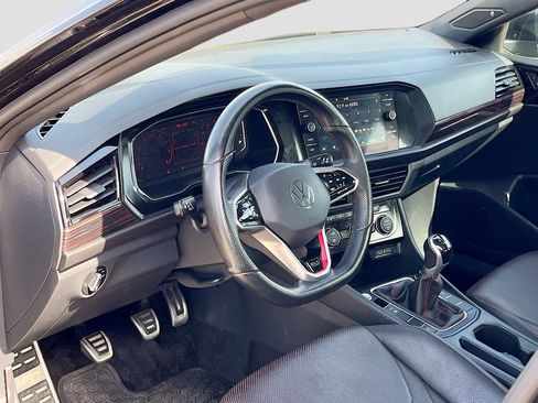 Used 2023 Volkswagen Jetta GLI Autobahn FWD image 9