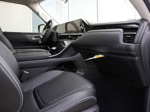 New 2026 INFINITI QX80 Luxe AWD/4WD image 21