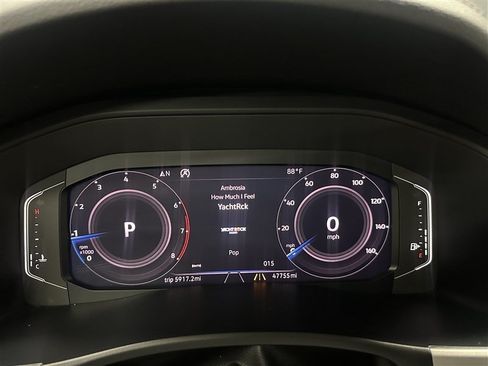 Used 2019 Volkswagen Atlas SEL R-Line FWD image 27