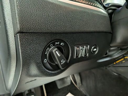 Used 2017 Chrysler 300 S w/ 300S Premium Group image 21