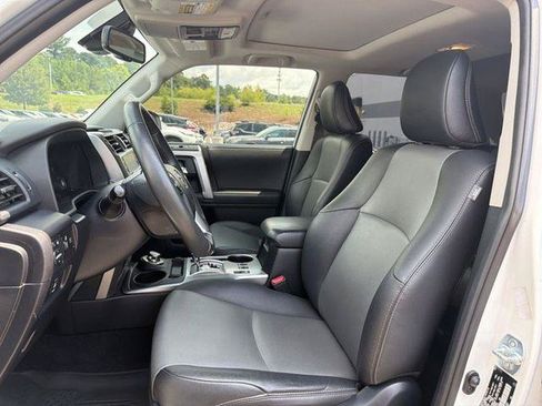 Used 2021 Toyota 4Runner SR5 Premium w/ Moonroof Package AWD/4WD image 15