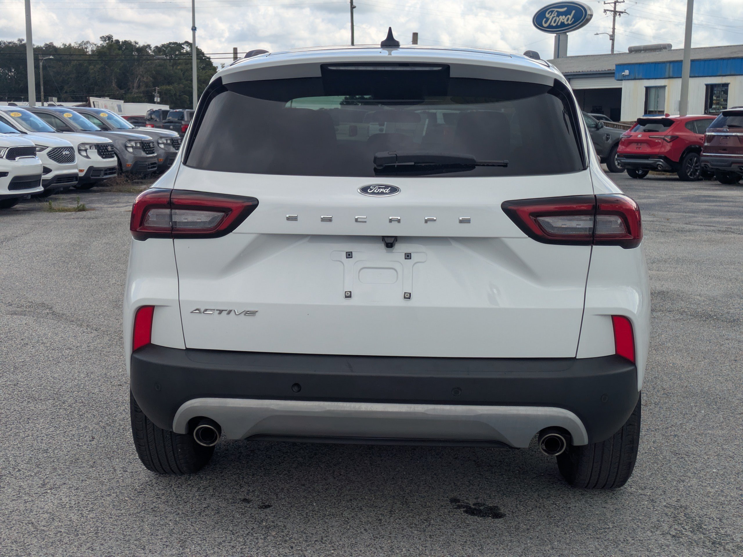 Used 2024 Ford Escape Active w/ Tech Pack #2 FWD image 5